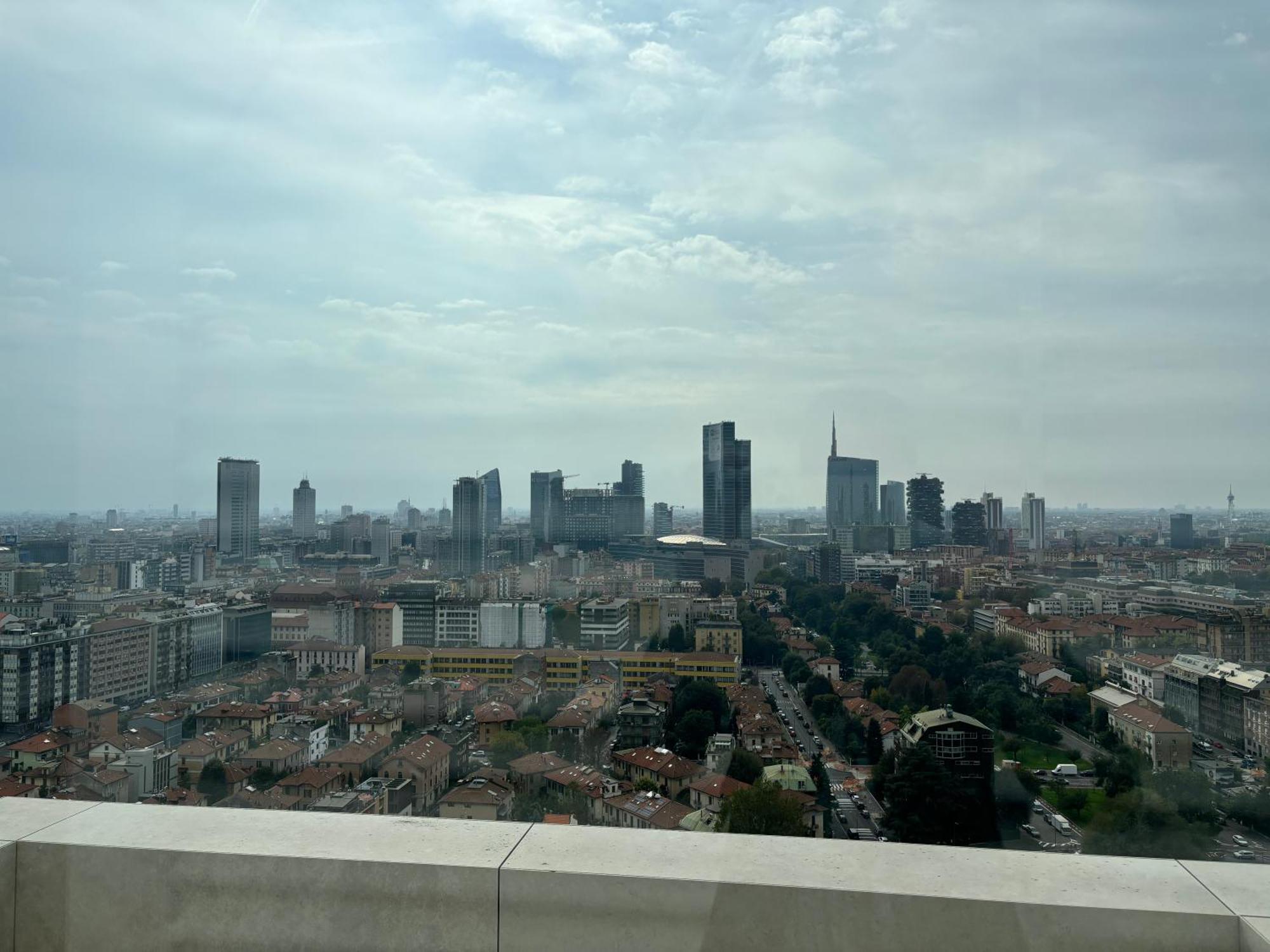 Torre Milano Skyview Suite Gym Pool & Rooftop Exterior photo