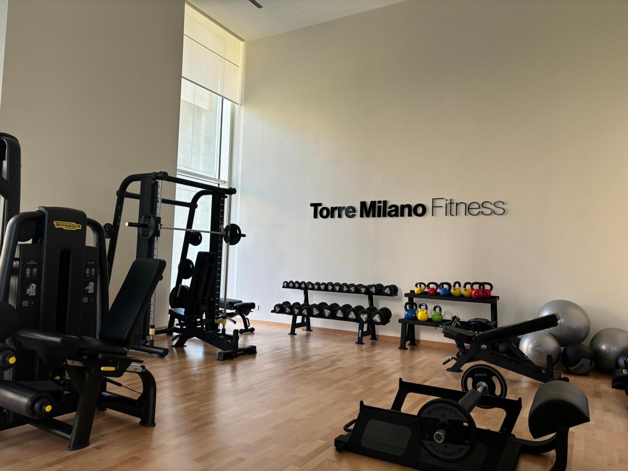 Torre Milano Skyview Suite Gym Pool & Rooftop Exterior photo